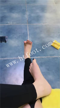 uoct4m402q0.jpg