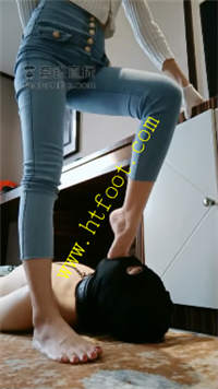 nf10exmho3w.jpg