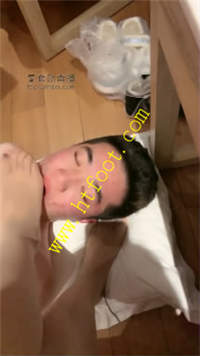 32b2x5ux0xv.jpg