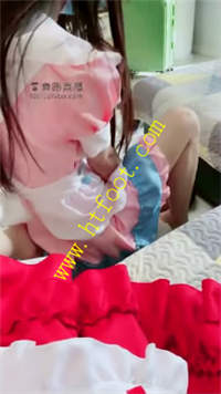 zkkuff0cyem.jpg