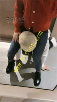 ruurlbamxue.jpg