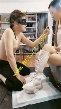 twch0r2sxw1.jpg