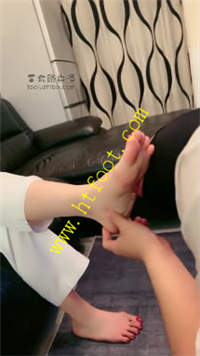 i0l4123ouc4.jpg