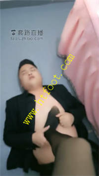 jsb0utvhnbz.jpg