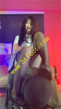 04q25hhc541.jpg