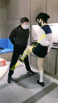 zjxuwl14ytk.jpg