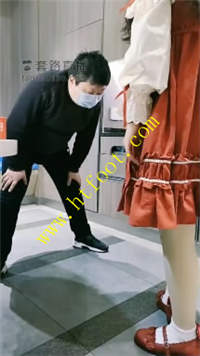 uif0hem3cyf.jpg