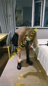 clrwmgjcd25.jpg