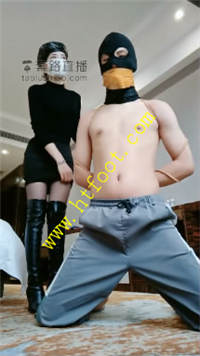 vxrvcxnzyk0.jpg