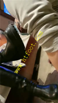 nbk1hstvcx4.jpg