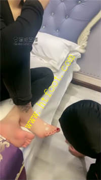 2u33o553lxx.jpg