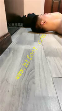 w01qswemjaq.jpg