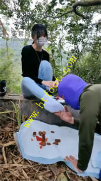 s1g5uji3vqf.jpg
