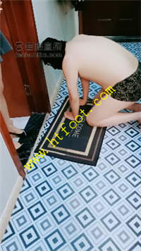 02wsf4spvaq.jpg