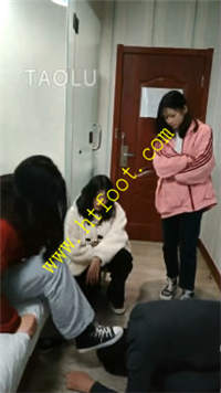 qrs3sr523kj.jpg