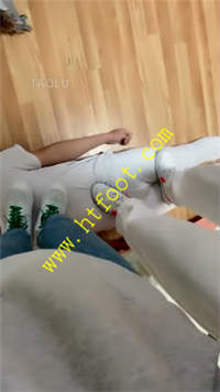 rz2ygoffdql.jpg