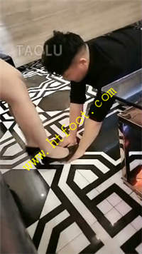 4dbgoeq4uka.jpg