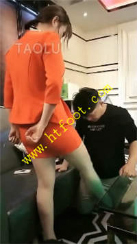 qmgvq2lparf.jpg
