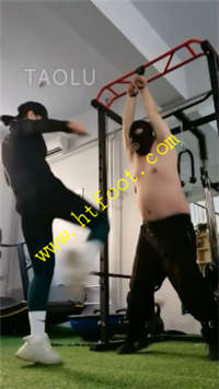 tmwcr0jzumm.jpg