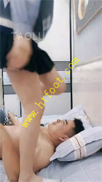 r0oqyecxnnc.jpg