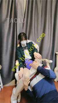 ag01lu40e2t.jpg