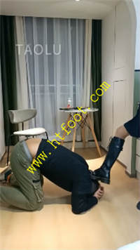 czbdkaf13hh.jpg