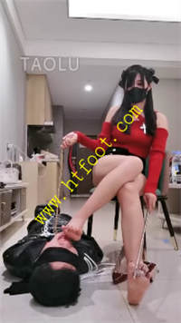 xndhvmqajqq.jpg