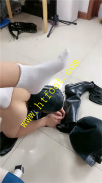 aimzbwbzeux.jpg