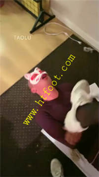 r5h5fbnu22m.jpg