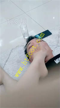3n3e451elv2.jpg
