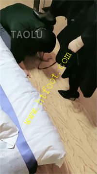 sc5r24hff40.jpg