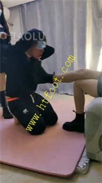 gb2xsbte1p3.jpg