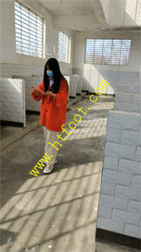 uas54qs4f53.jpg