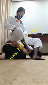 ajh5qmd2g0d.jpg