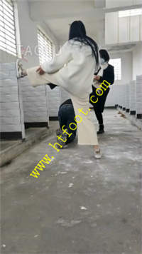 tkqyburrtf5.jpg