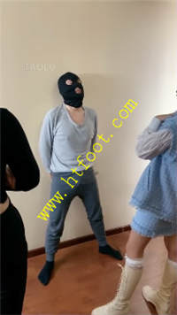 h2bzf4ab0el.jpg