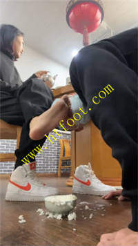 ahunmctvivn.jpg