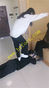 mruhs3fw0q0.jpg