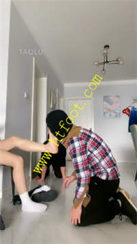 euk0vdnemfi.jpg