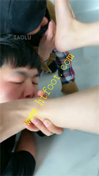 0mc5kfpfluv.jpg