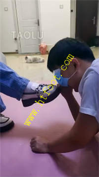 44esyb5rlag.jpg
