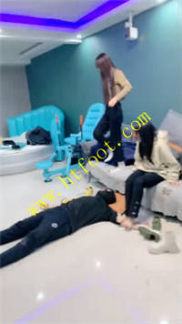 sixnny1p3ob.jpg