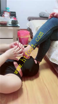 rnzc3xkn033.jpg