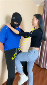 54zlzcxuflz.jpg