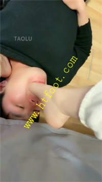 yfetu1mok2d.jpg