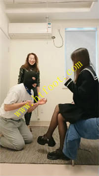 lhiycaza4sl.jpg