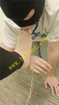 t2js00bpplf.jpg