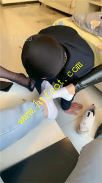 l1fzcjb5xl5.jpg