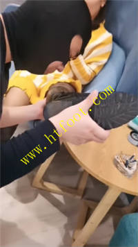 iggtz0r5k40.jpg