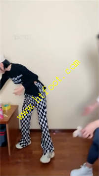 k2gxhyjsrwh.jpg